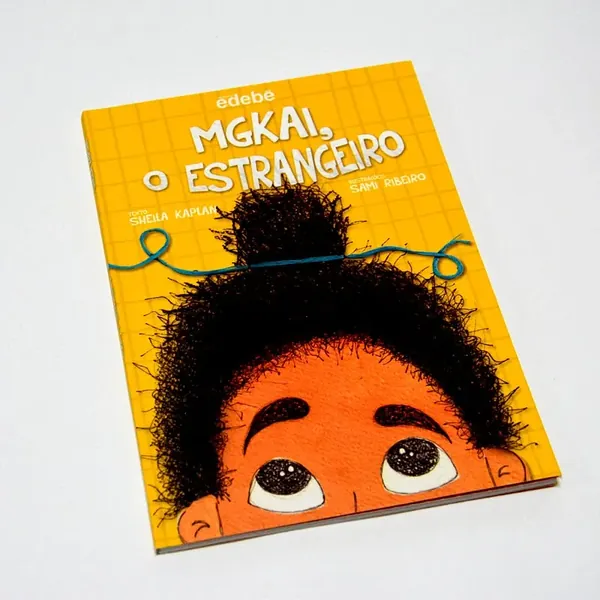 Livro infantil “Mgkai, o estrangeiro”, da editora Edebê